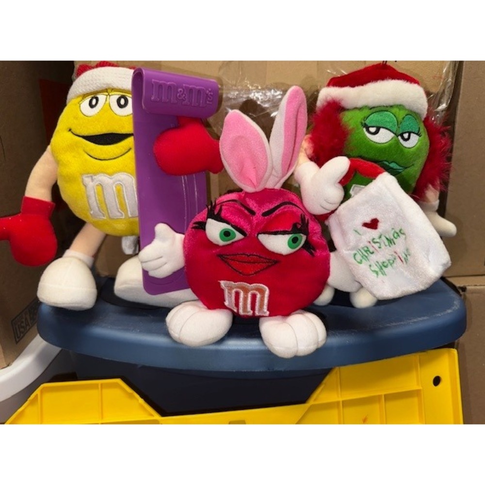 M&M M&Ms Christmas Plush Yellow Red Green Bunny Holiday - Picture 1 of 11